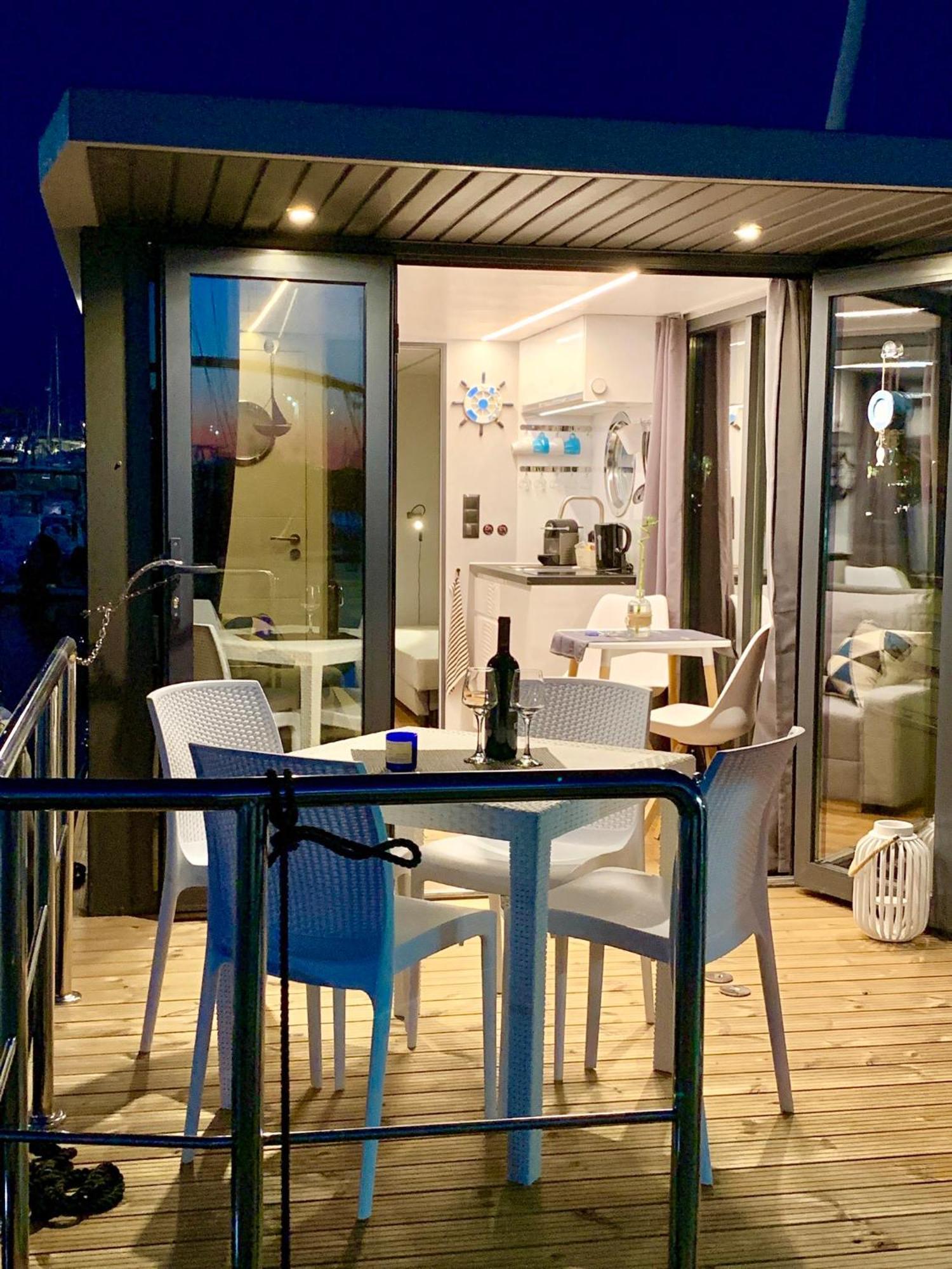 Houseboat Seabreeze Hotel Alghero Exterior photo