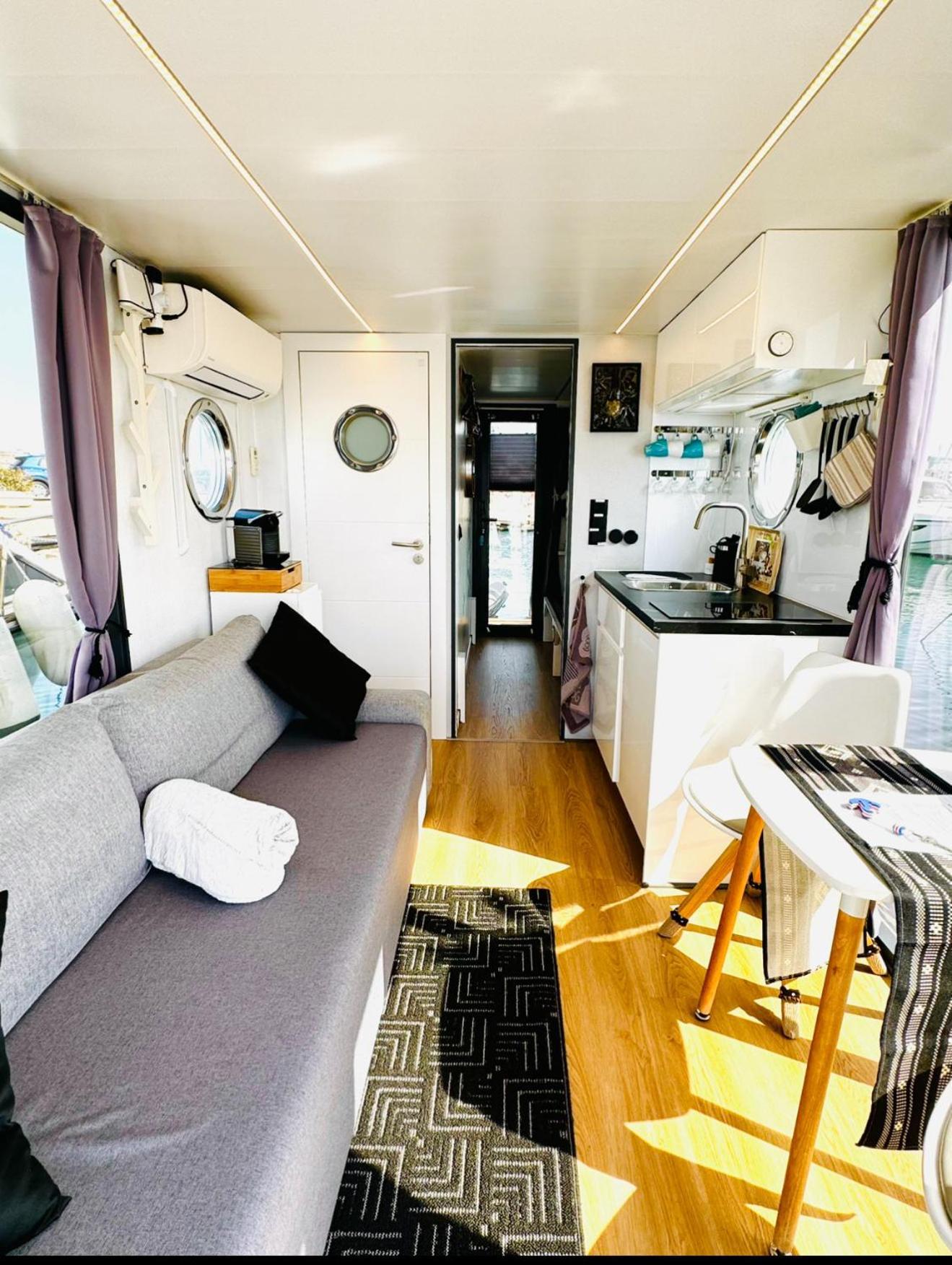 Houseboat Seabreeze Hotel Alghero Exterior photo